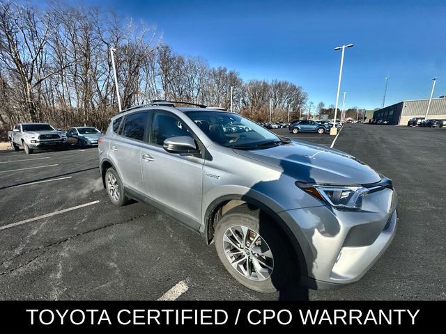 2017 Toyota RAV4 Hybrid XLE