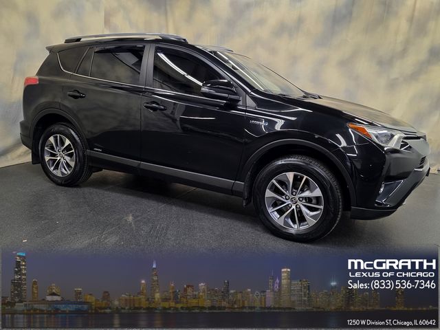 2017 Toyota RAV4 Hybrid XLE