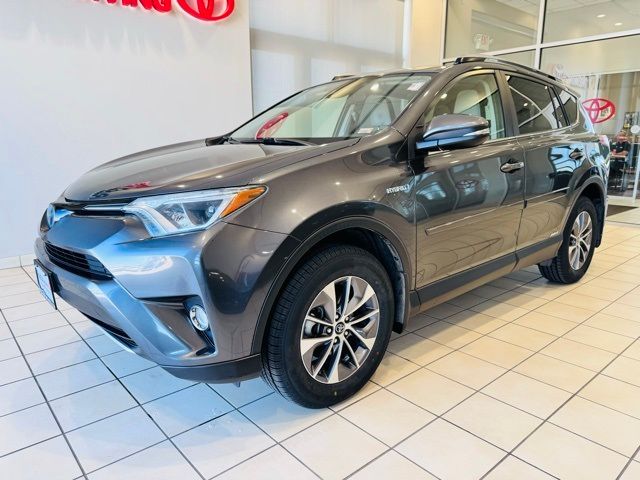 2017 Toyota RAV4 Hybrid LE Plus