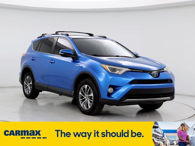 2017 Toyota RAV4 Hybrid XLE