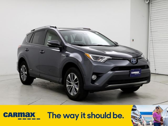 2017 Toyota RAV4 Hybrid XLE