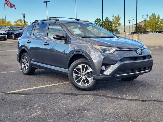 2017 Toyota RAV4 Hybrid XLE