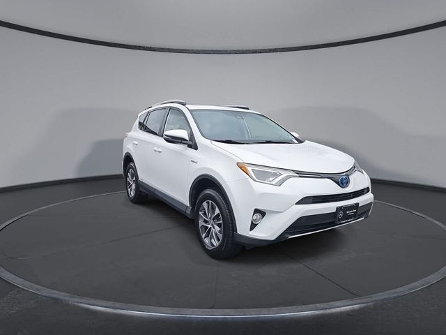 2017 Toyota RAV4 Hybrid XLE