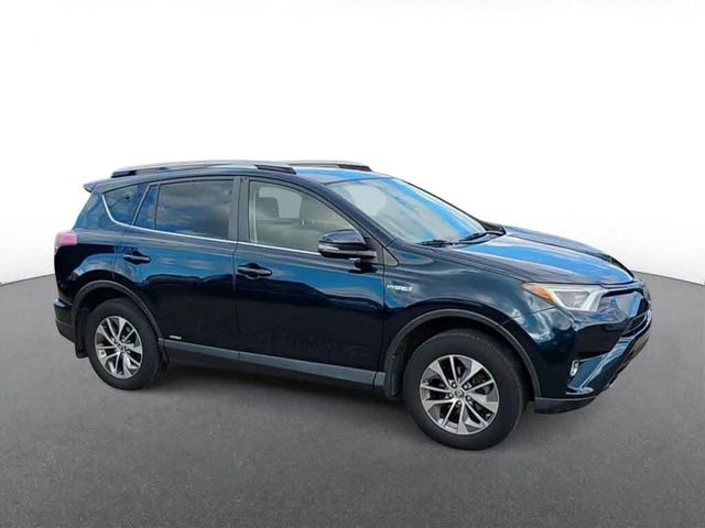 2017 Toyota RAV4 Hybrid XLE