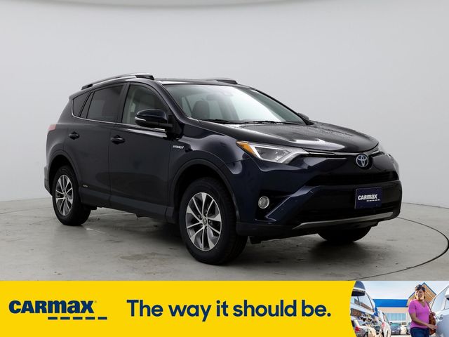 2017 Toyota RAV4 Hybrid XLE