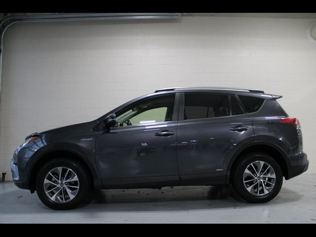 2017 Toyota RAV4 Hybrid XLE