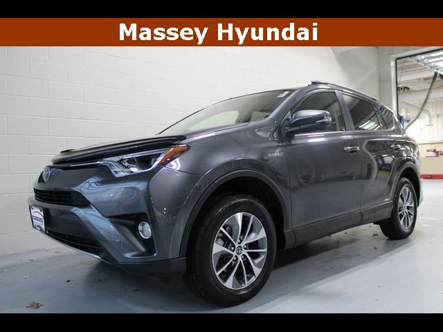 2017 Toyota RAV4 Hybrid XLE