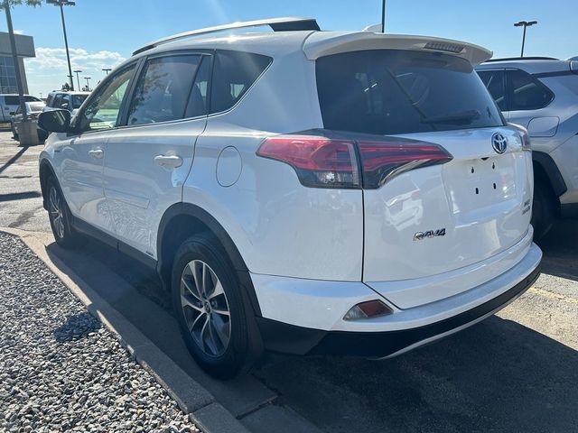 2017 Toyota RAV4 Hybrid XLE