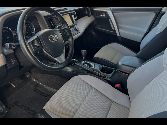 2017 Toyota RAV4 Hybrid XLE