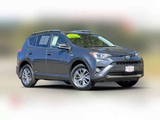 2017 Toyota RAV4 Hybrid XLE