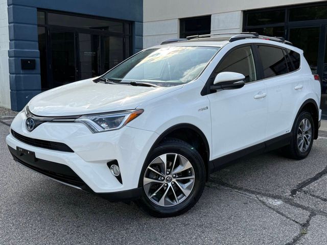 2017 Toyota RAV4 Hybrid XLE