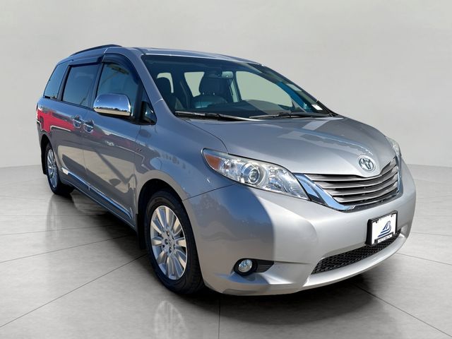 2017 Toyota Sienna 