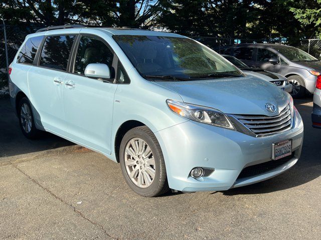 2017 Toyota Sienna Limited Premium