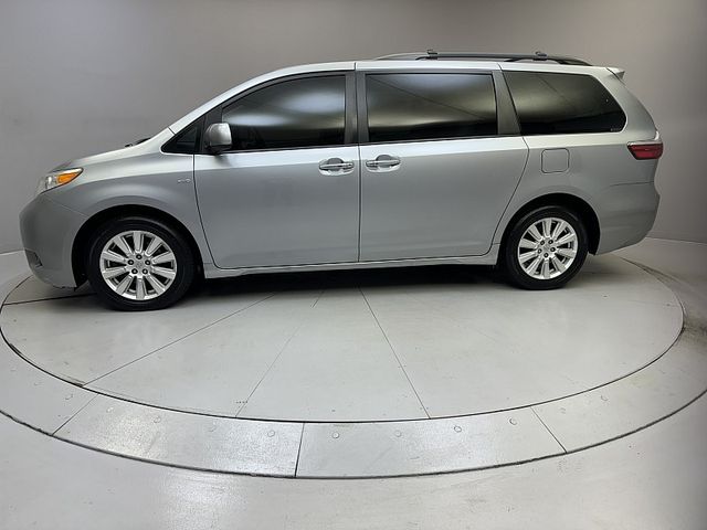 2017 Toyota Sienna XLE Premium