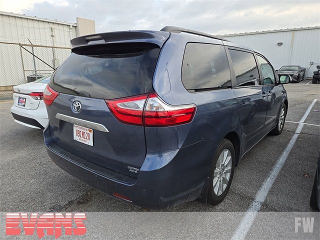 2017 Toyota Sienna Limited Premium