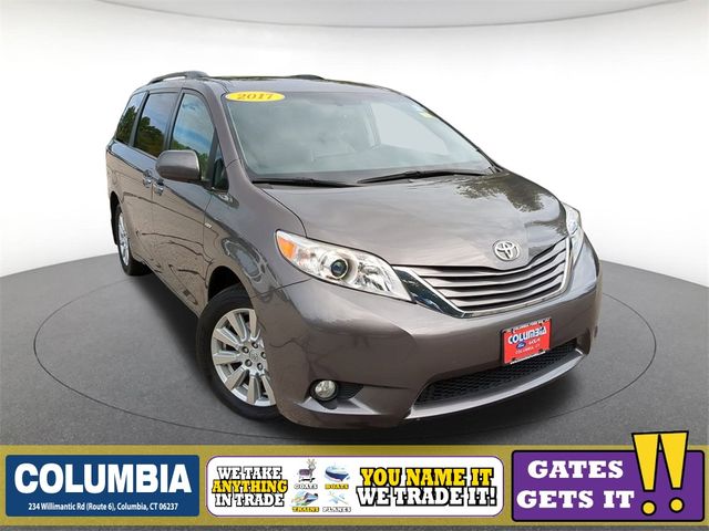 2017 Toyota Sienna 