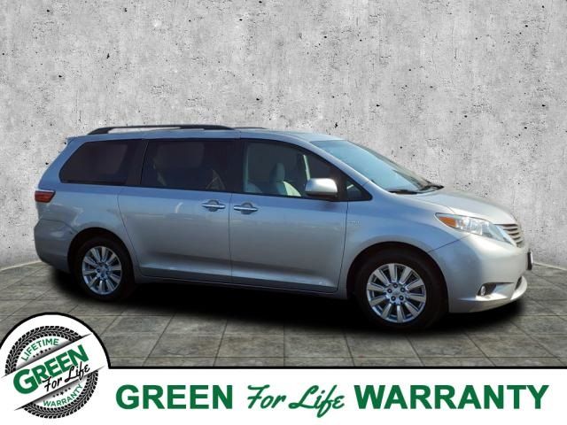 2017 Toyota Sienna 