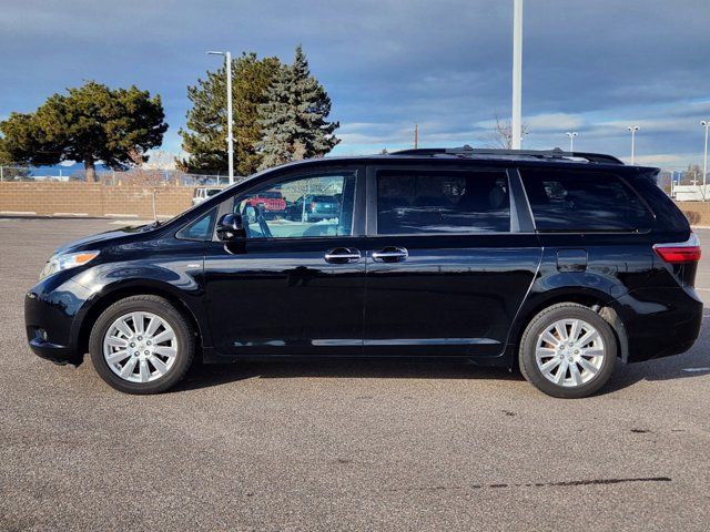 2017 Toyota Sienna XLE Premium