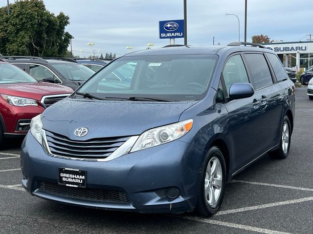 2017 Toyota Sienna 