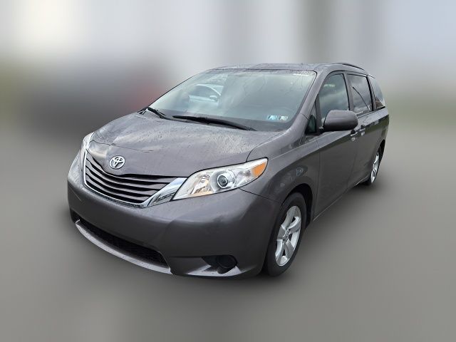 2017 Toyota Sienna 