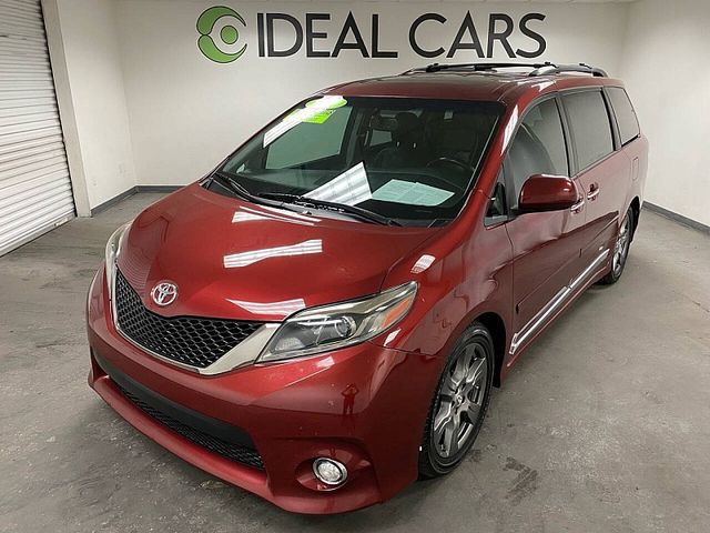 2017 Toyota Sienna 