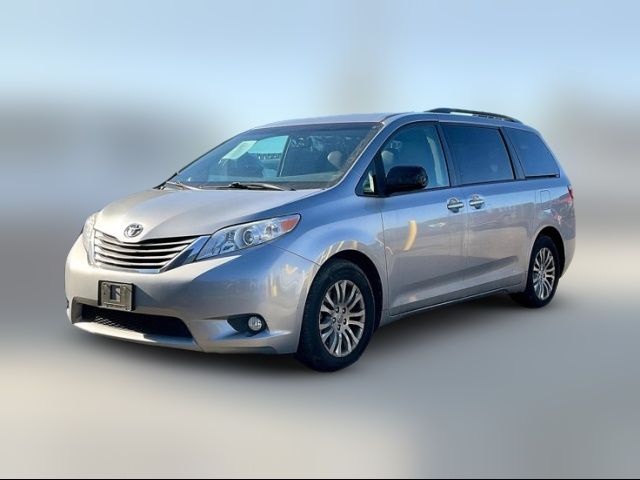 2017 Toyota Sienna 