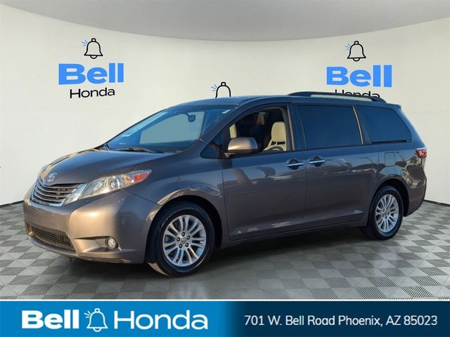 2017 Toyota Sienna 