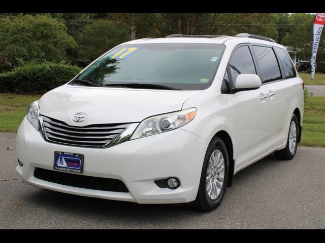 2017 Toyota Sienna XLE Premium