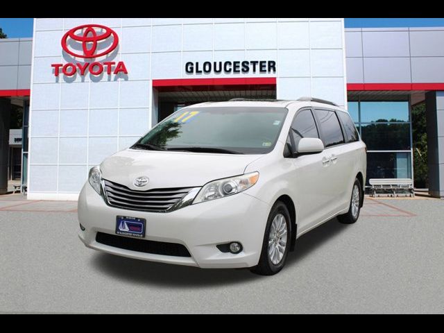 2017 Toyota Sienna XLE Premium