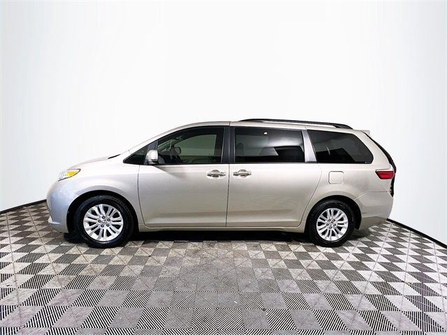 2017 Toyota Sienna XLE Premium