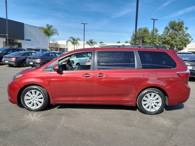 2017 Toyota Sienna 