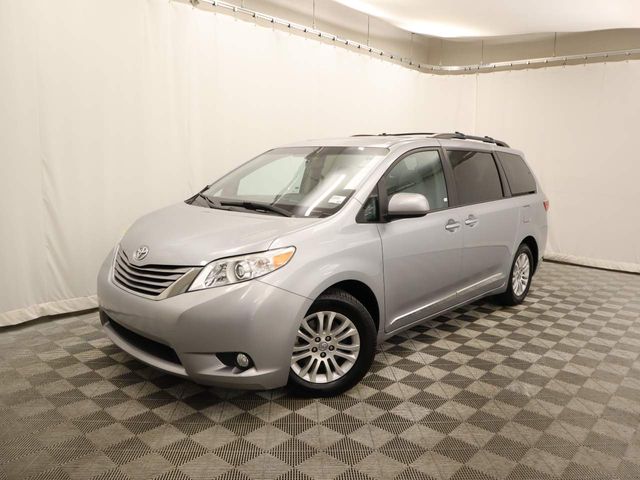 2017 Toyota Sienna 