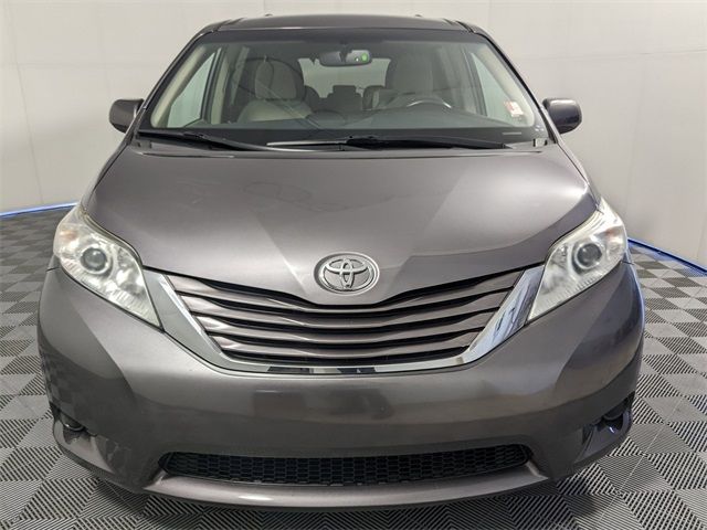 2017 Toyota Sienna 