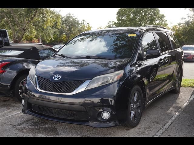 2017 Toyota Sienna 