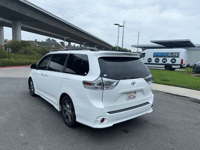 2017 Toyota Sienna SE