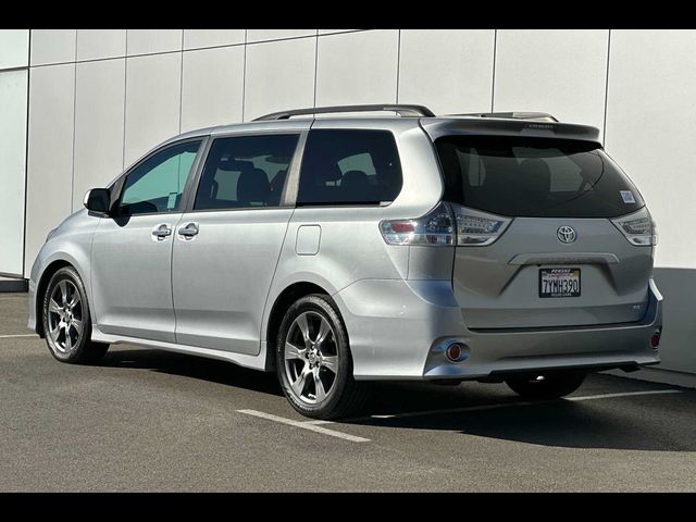 2017 Toyota Sienna SE Premium