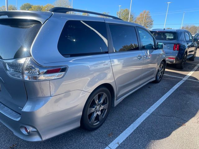 2017 Toyota Sienna SE Premium