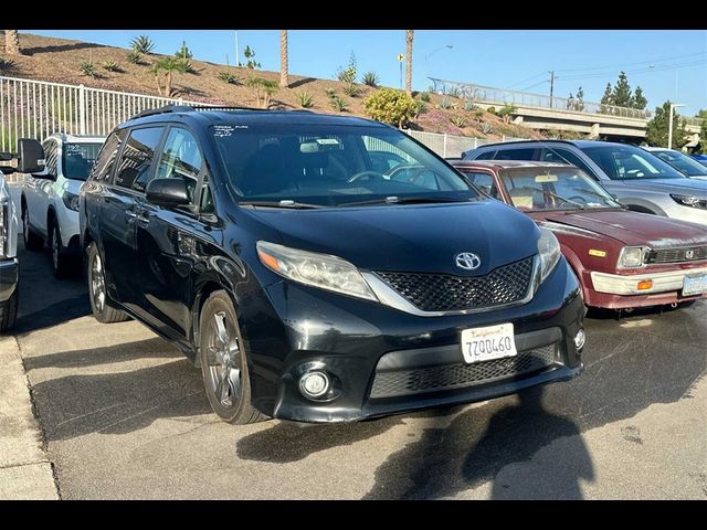 2017 Toyota Sienna SE