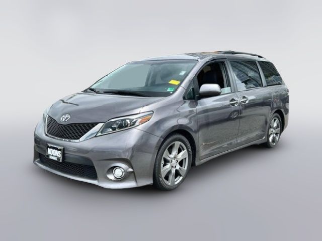 2017 Toyota Sienna 