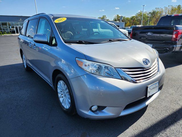 2017 Toyota Sienna 