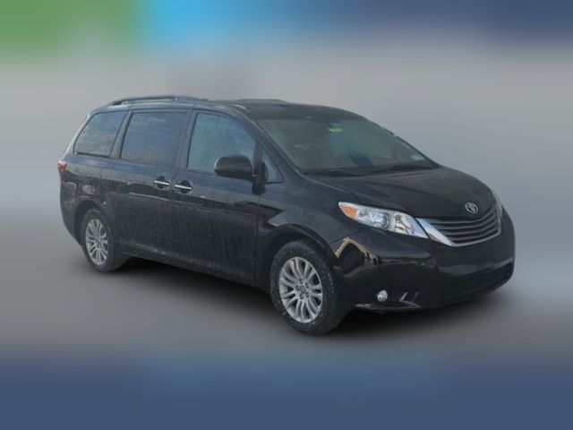 2017 Toyota Sienna 