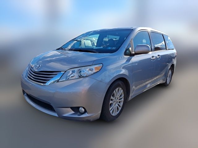 2017 Toyota Sienna 