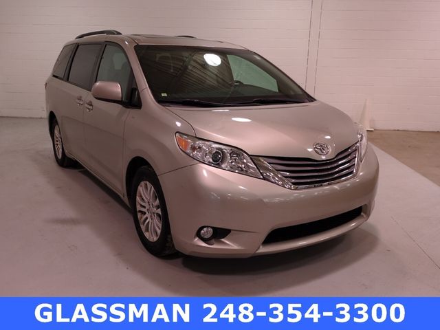 2017 Toyota Sienna 