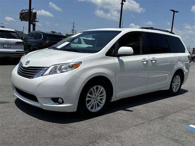 2017 Toyota Sienna 