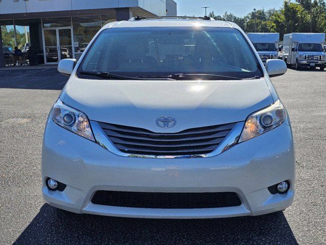 2017 Toyota Sienna XLE Premium