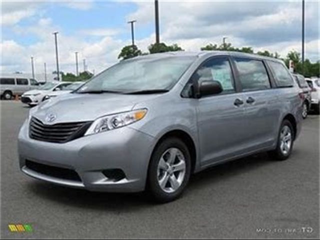 2017 Toyota Sienna 