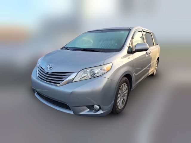 2017 Toyota Sienna 