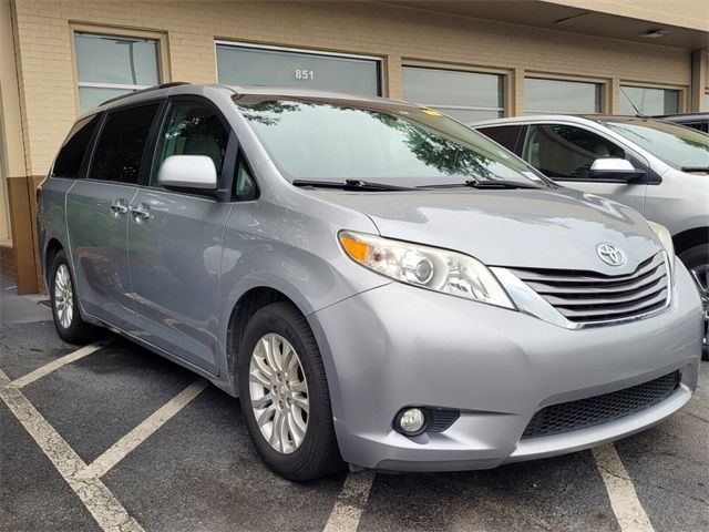 2017 Toyota Sienna 