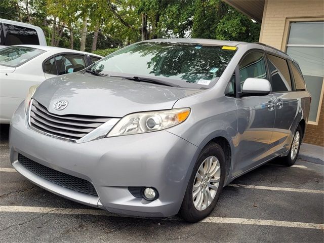 2017 Toyota Sienna 