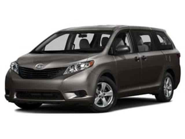 2017 Toyota Sienna XLE